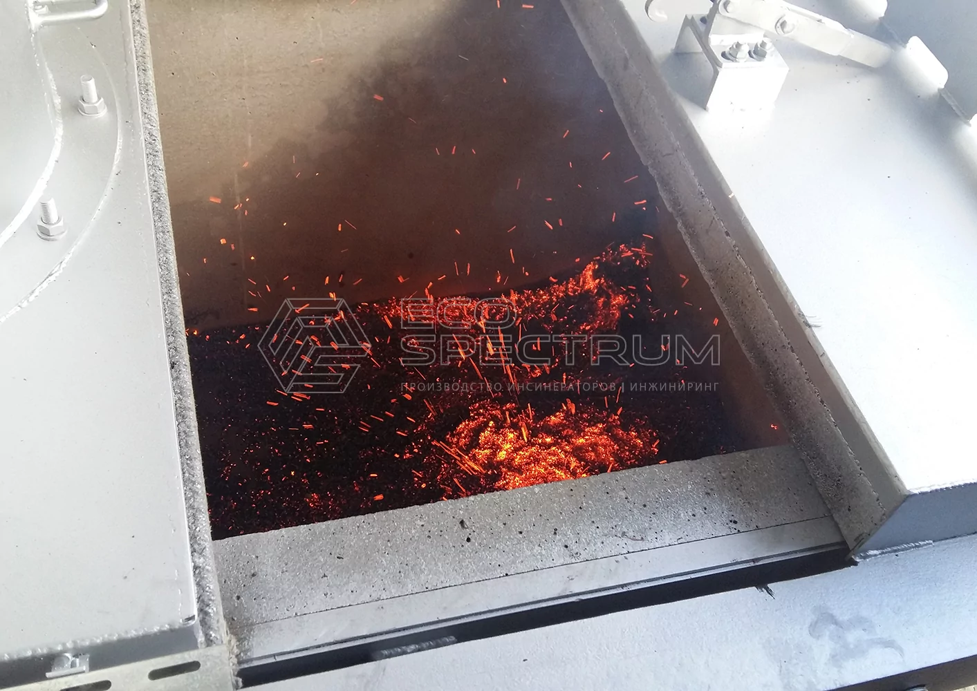 Отходы животноводства: сжигание навоза в инсинераторе