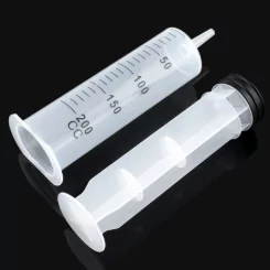 Пластик от одноразовых шприцов – можно ли его отправлять на переработку?